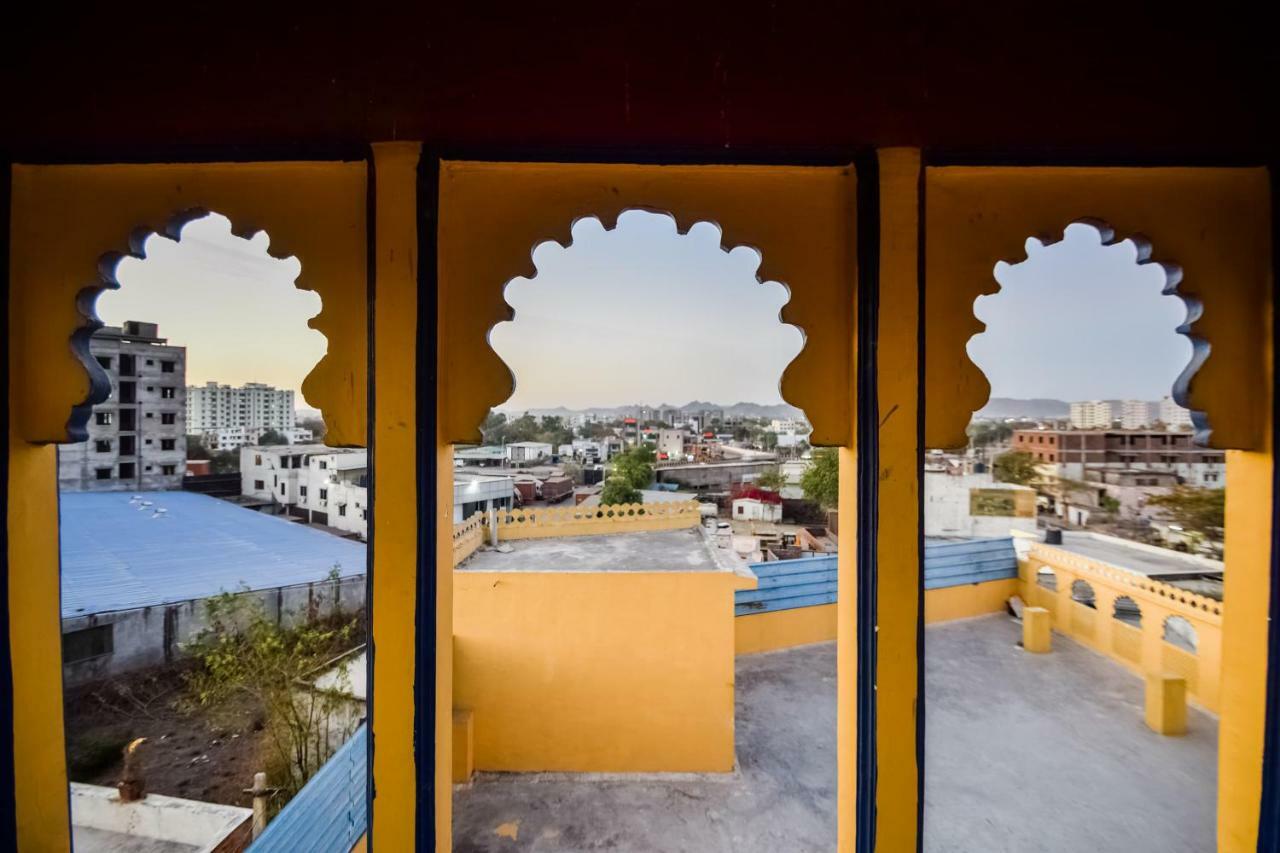 Hotel Palak Palace Udaipur Dış mekan fotoğraf